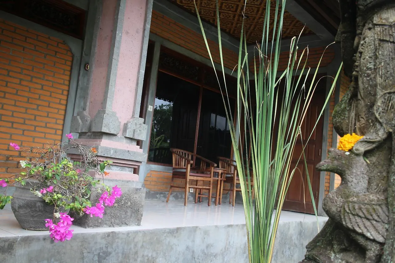 Ubud Sensasi Bungalow 2*, אובוד