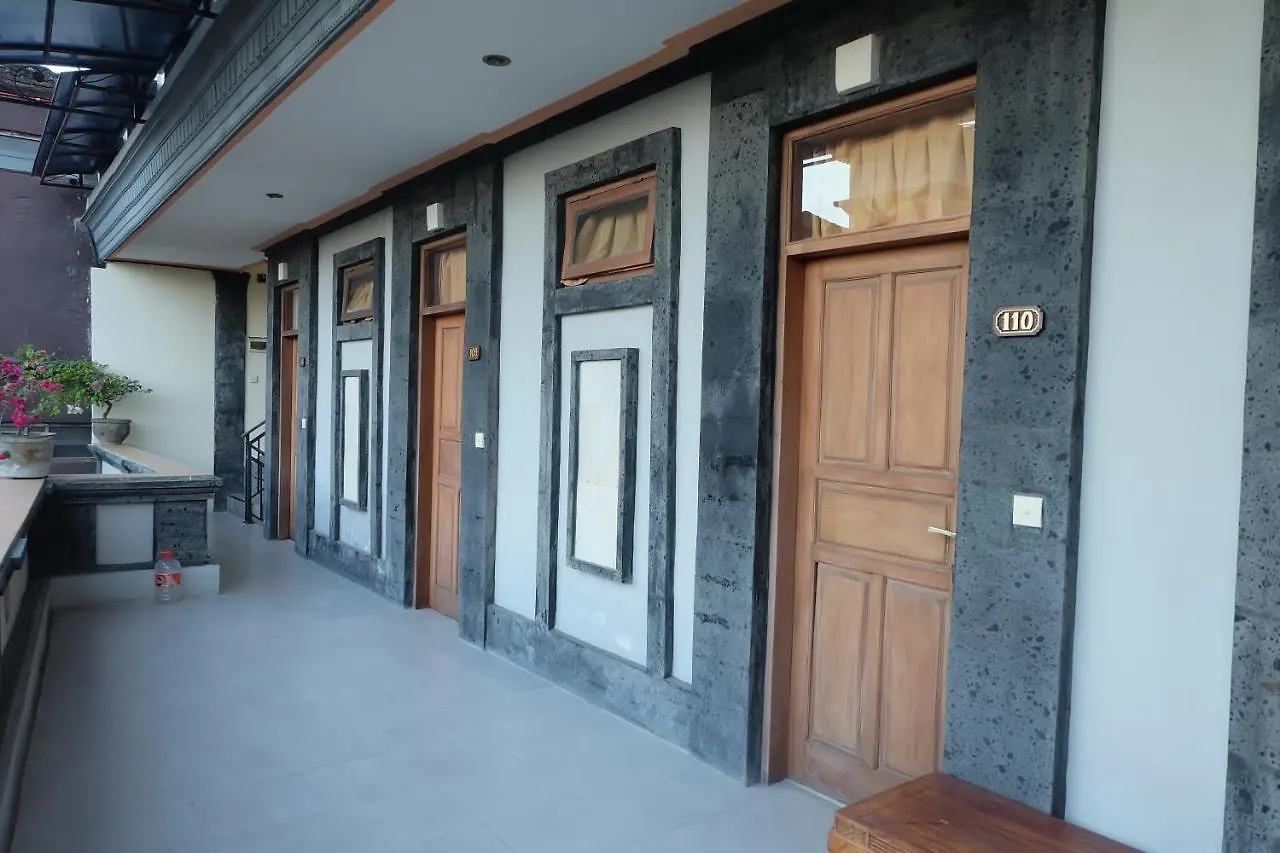 Ubud Sensasi Bungalow אורחן