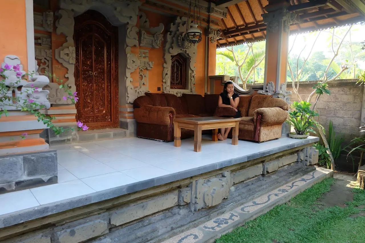 אורחן Ubud Sensasi Bungalow